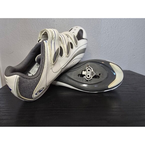 Specialized cycling shoes size 40 with Shimano clips - Picture 7 of 12